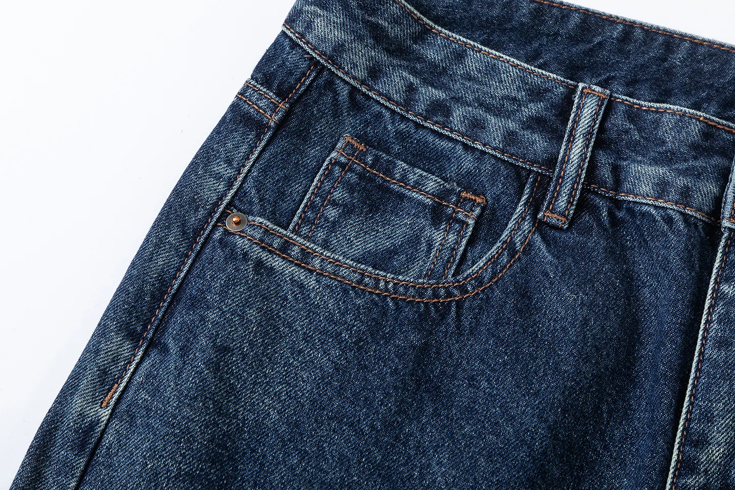 Factory Direct Men's Vintage Loose Fit Denim Jeans - Retro Washed Casual Trousers for Youth, Spring/Fall Streetwear Style