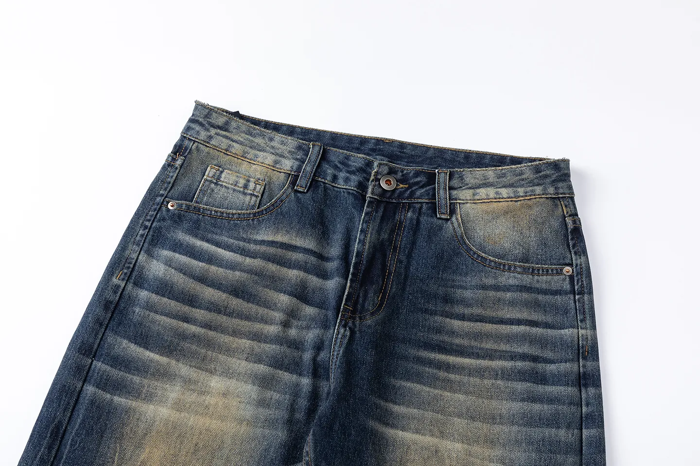 Factory Direct Men's Vintage Loose Fit Stone Washed Denim Jeans - Retro Straight Leg Design for Youth Casual Wear, Spring/Fall