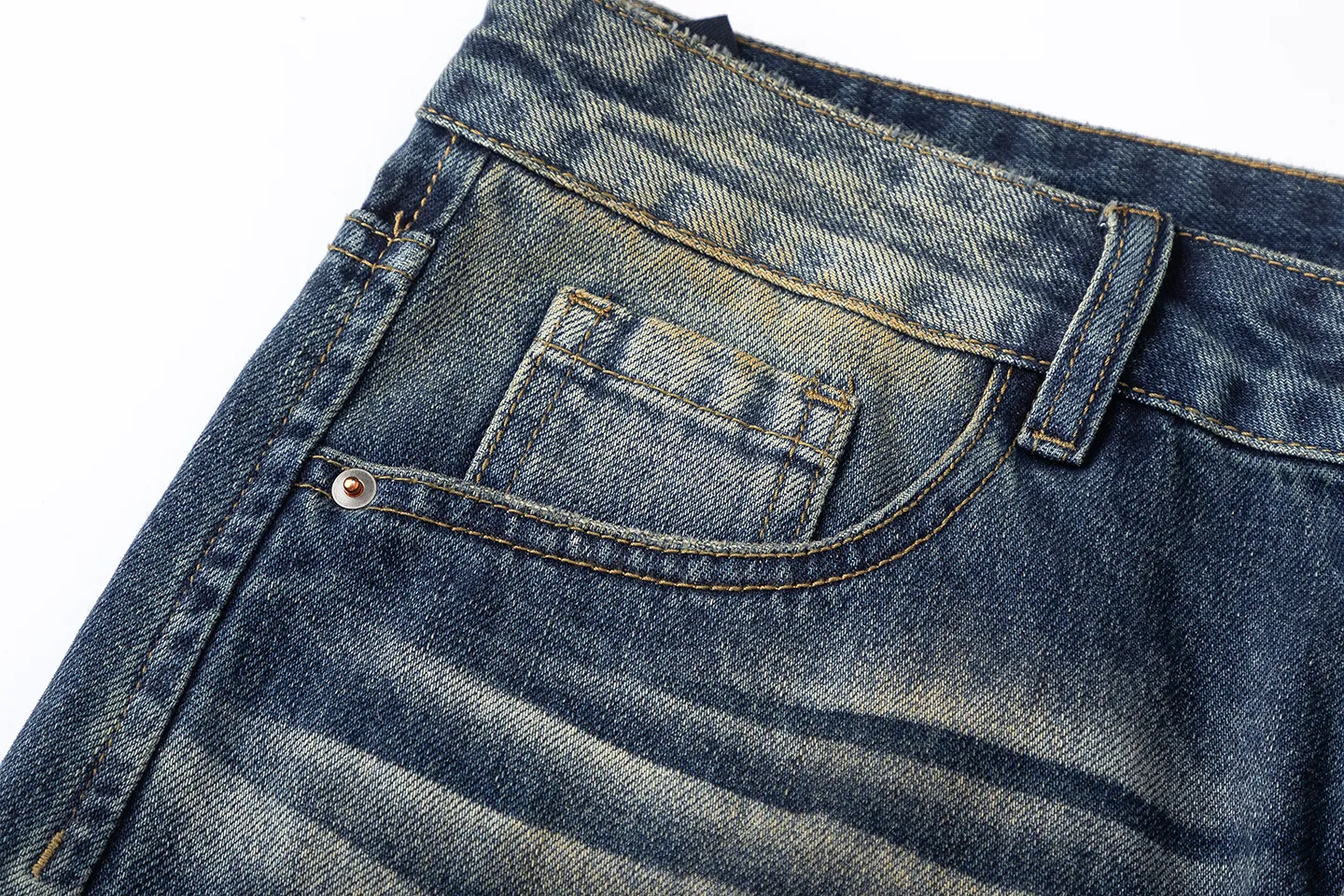 Factory Direct Men's Vintage Loose Fit Stone Washed Denim Jeans - Retro Straight Leg Design for Youth Casual Wear, Spring/Fall
