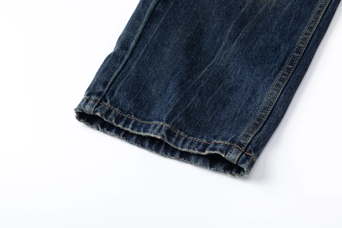 Factory Direct Men's Vintage Loose Fit Stone Washed Denim Jeans - Retro Straight Leg Design for Youth Casual Wear, Spring/Fall