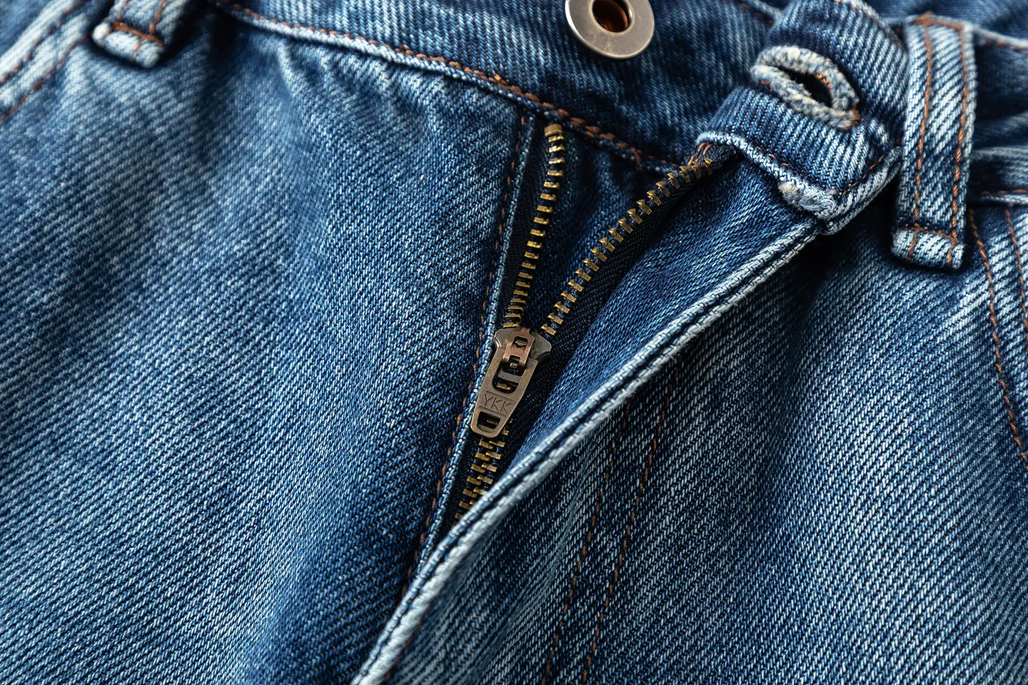 Factory Direct Men's Vintage Loose Fit Stone Washed Denim Jeans for Casual Spring/Fall Streetwear – High Quality, OEM Available