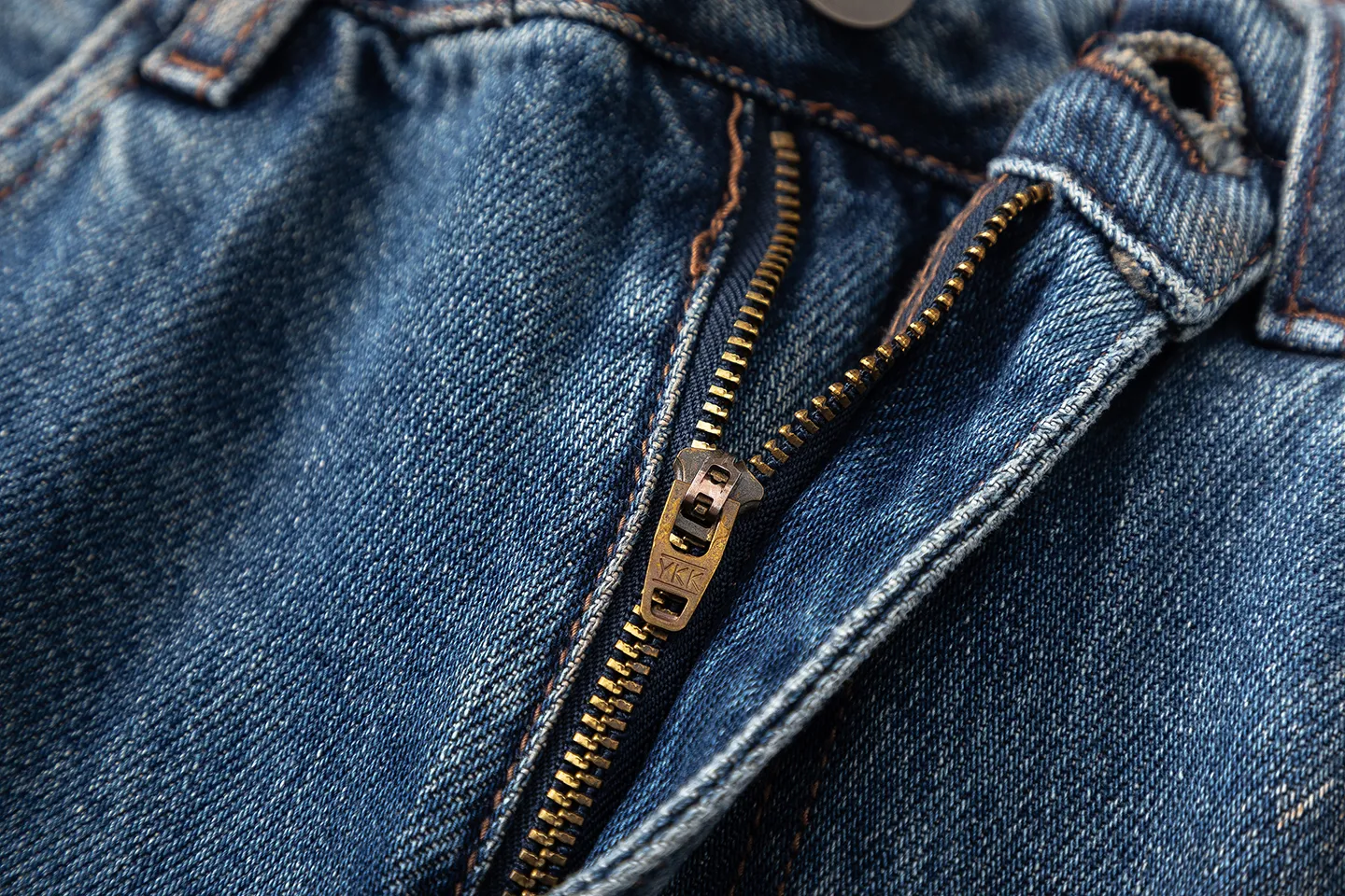 Factory Direct Men's Loose Fit Denim Jeans - High Quality Stone Washed Casual Style, Spring Autumn, Original Design, Trendy 2025 Collection