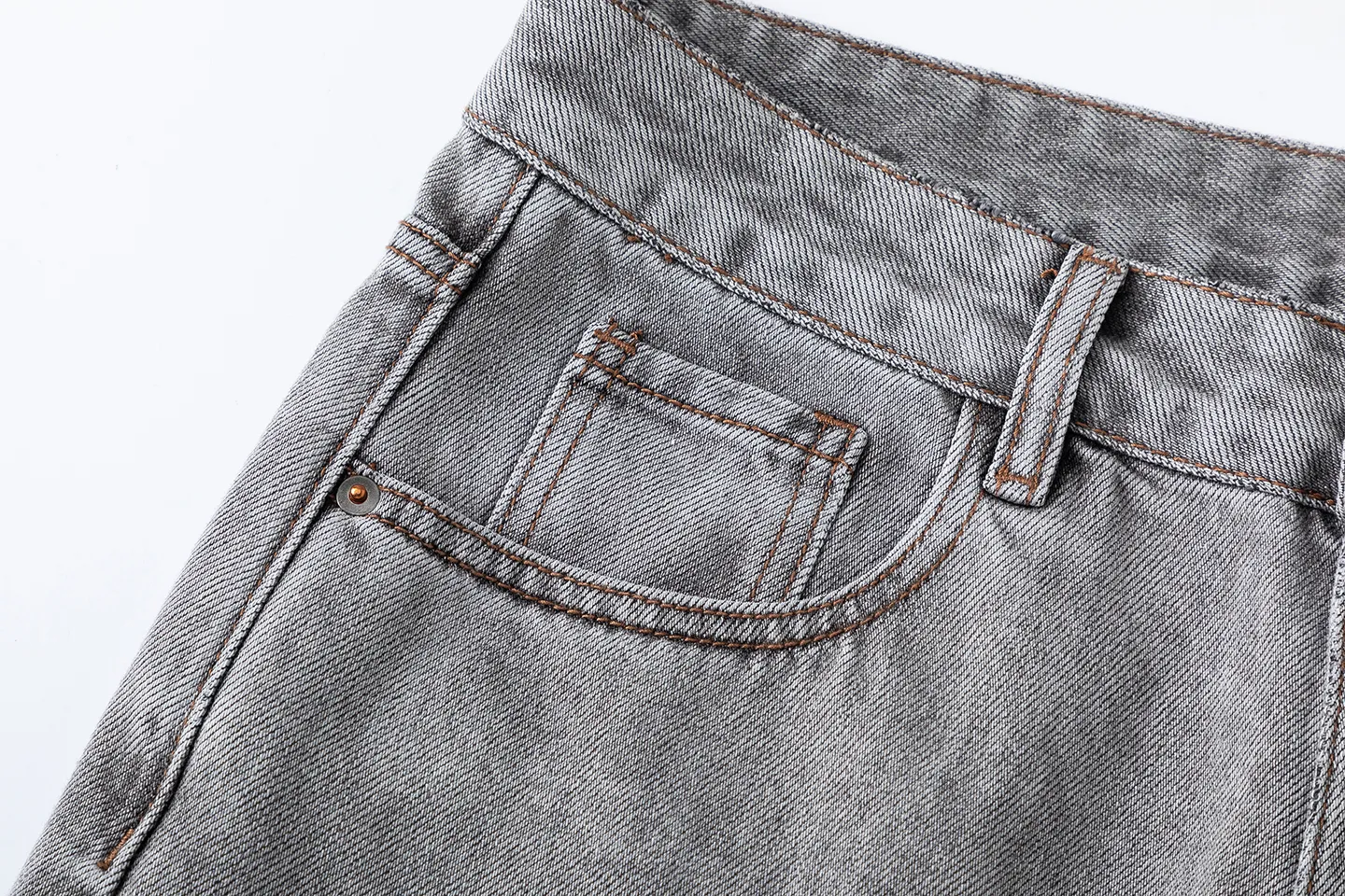 Factory Direct Men's Vintage Stone Washed Loose Fit Denim Jeans, Relaxed Straight Leg, Casual Fall Style, High Quality, Multi-Pocket Design