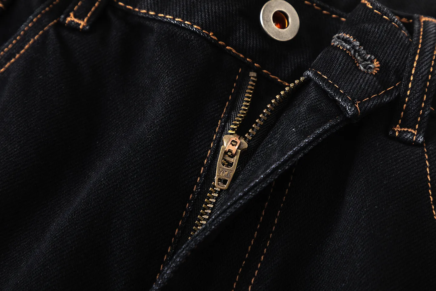 Factory Direct Men's Vintage Loose Fit Black Denim Jeans - Washed, Mid-Rise, Casual for Fall 2025, Comfortable Everyday Style