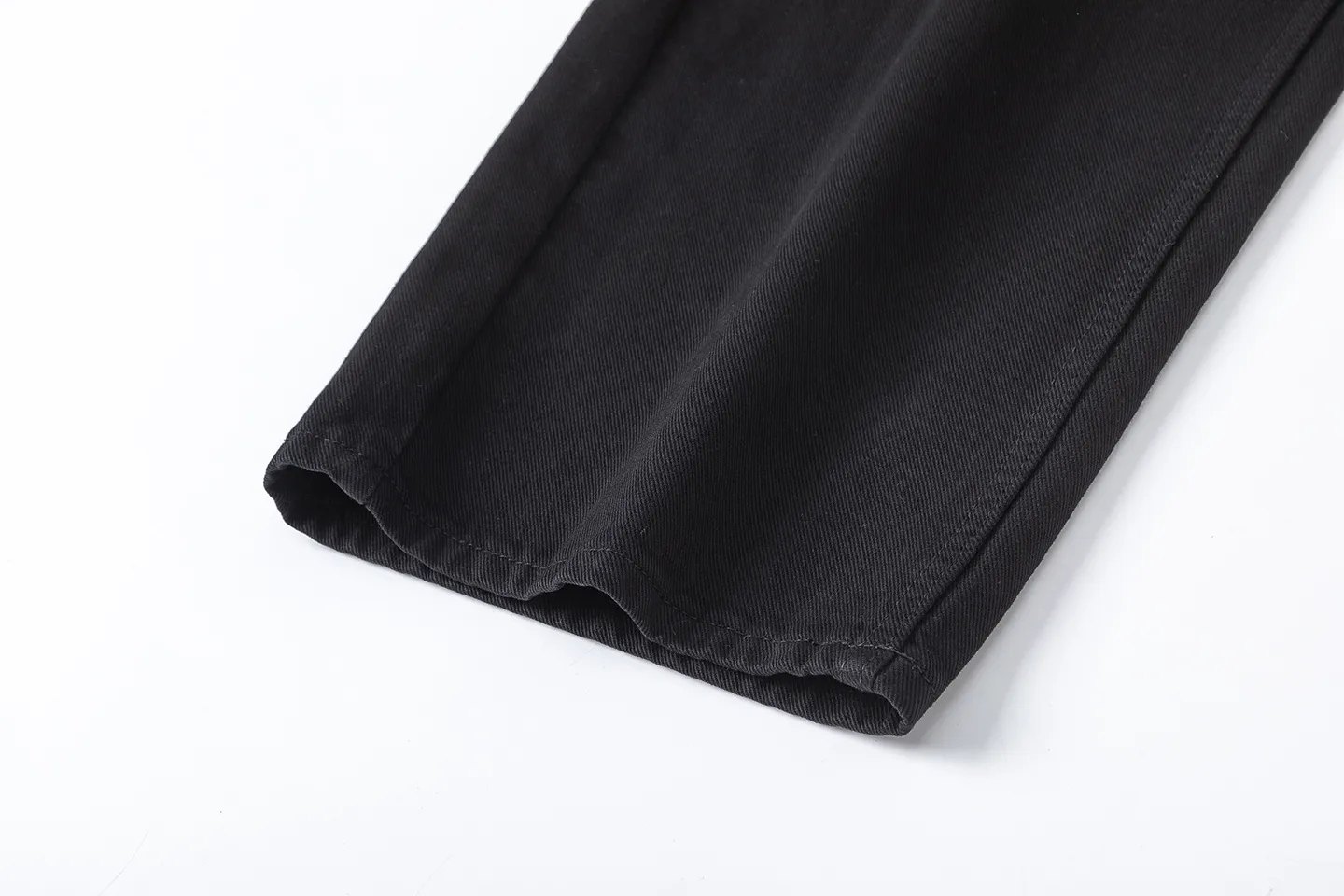 Factory Direct Men's Wide Leg Denim Jeans, Washed Black, Relaxed Fit, Trendy Casual Pants for Spring and Autumn, OEM Available