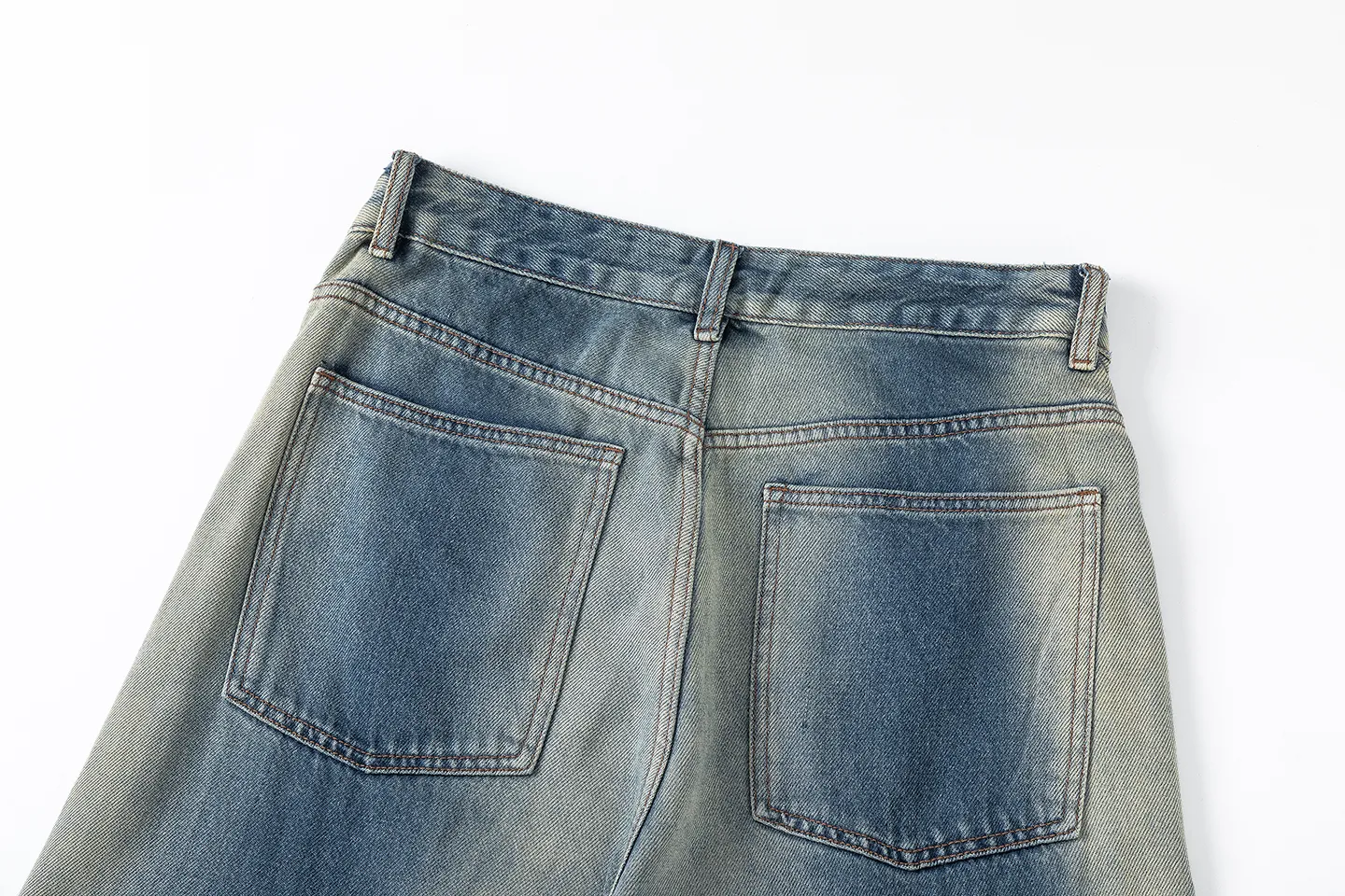 Factory Direct Men's Vintage Loose Fit Washed Denim Jeans - Streetwear Style, Gradient Blue, Straight Leg for Everyday Casual